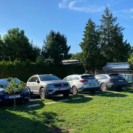 - F - Vyhlidka Nad Rekou Apartament