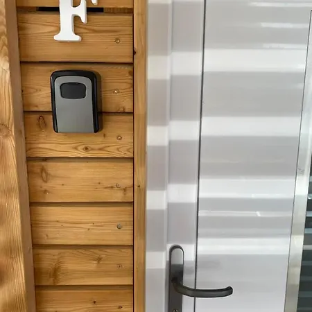 - F - Vyhlidka Nad Rekou Zdiby