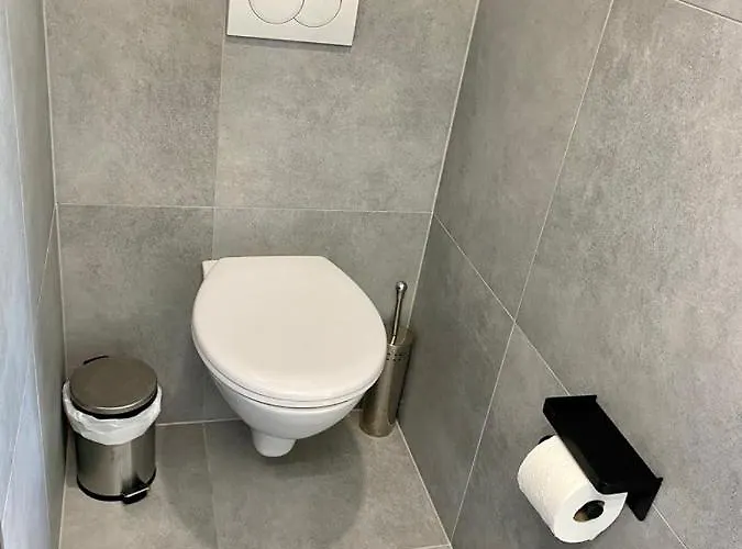 - F - Vyhlidka Nad Rekou *